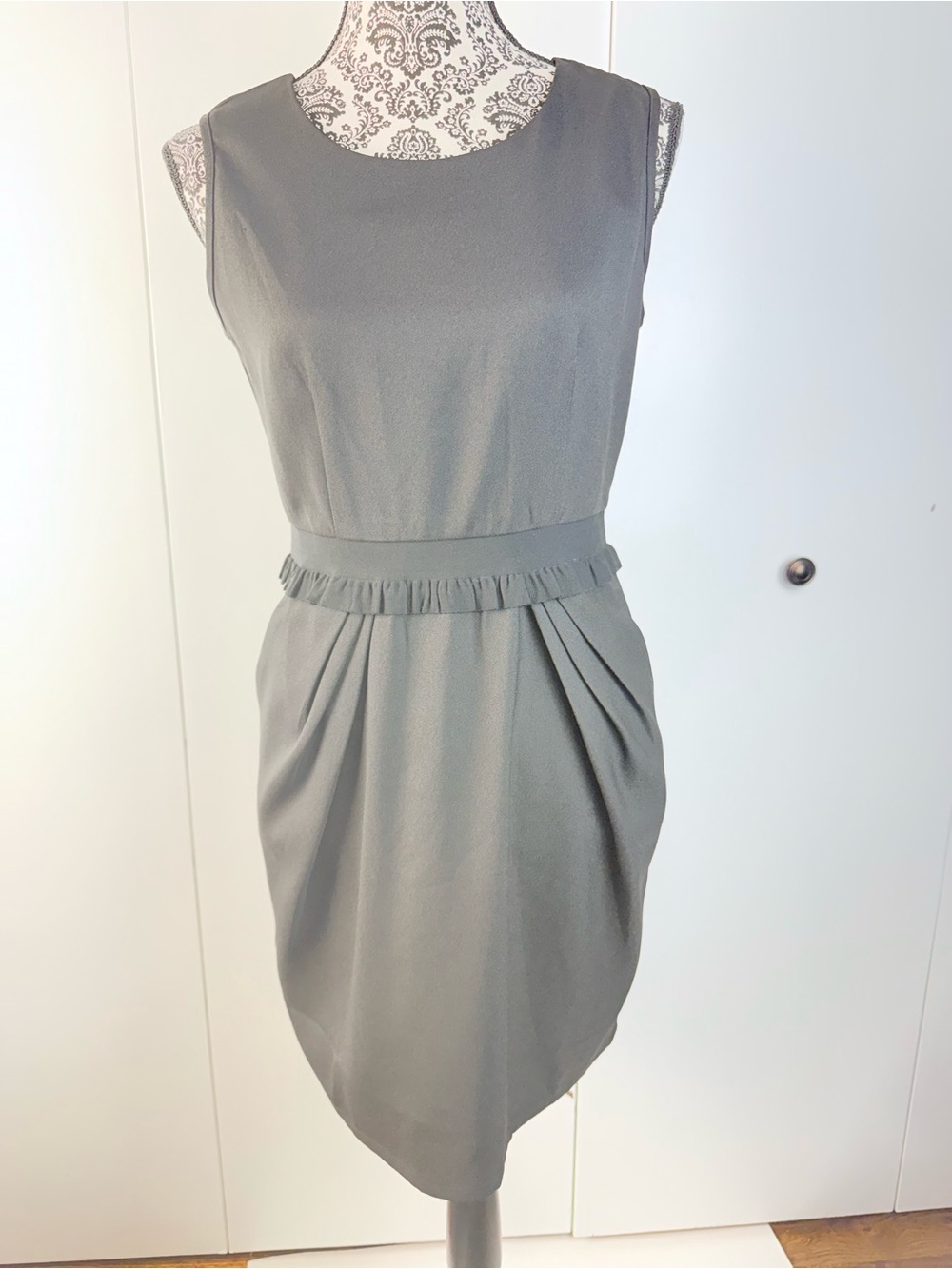 Sleeveless Black Sheath Dress with Waist Detail ruffle Joy Joy Small cocktail